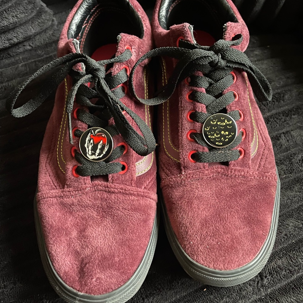 Disney Snow White Suede Platform Vans